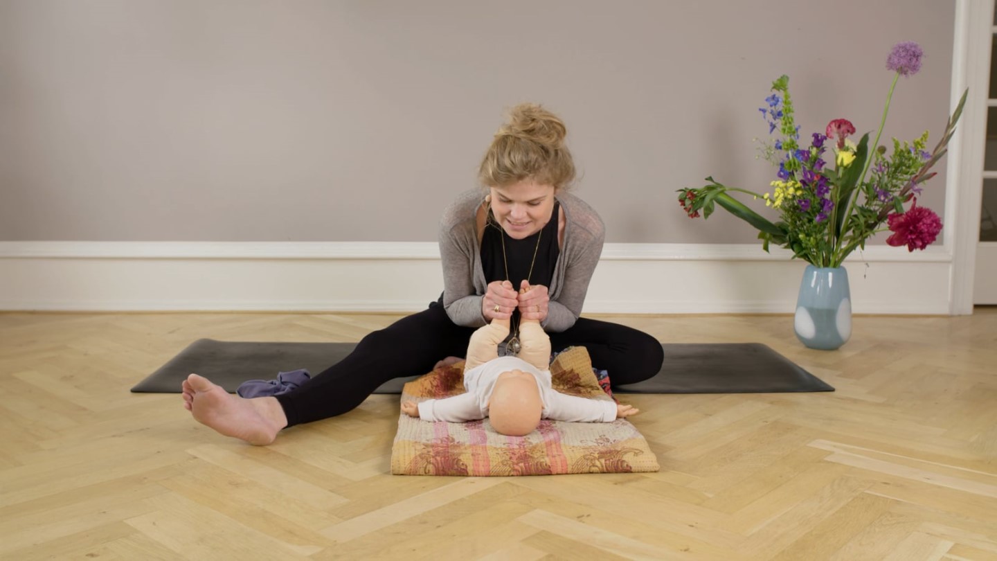 Sansemotorisk leg og massage med baby (0-2 r)