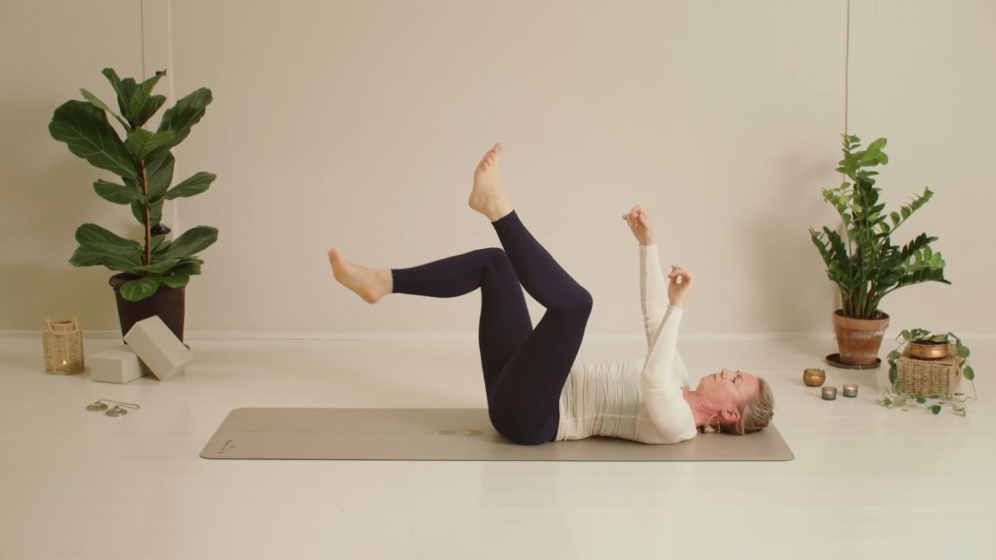 Yoga fra sengen